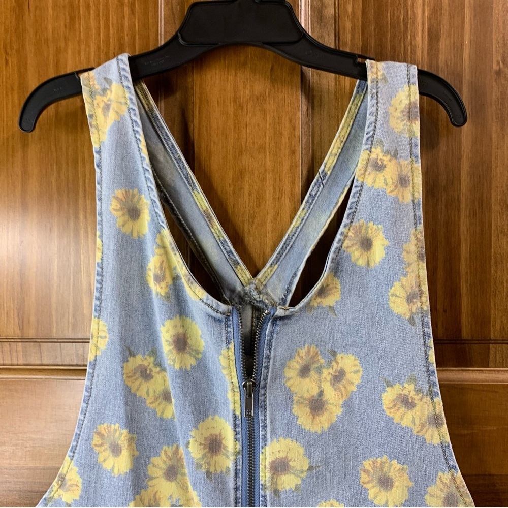 Vintage sunflower print denim jean dress with front zipper size medium - Picture 4 of 7